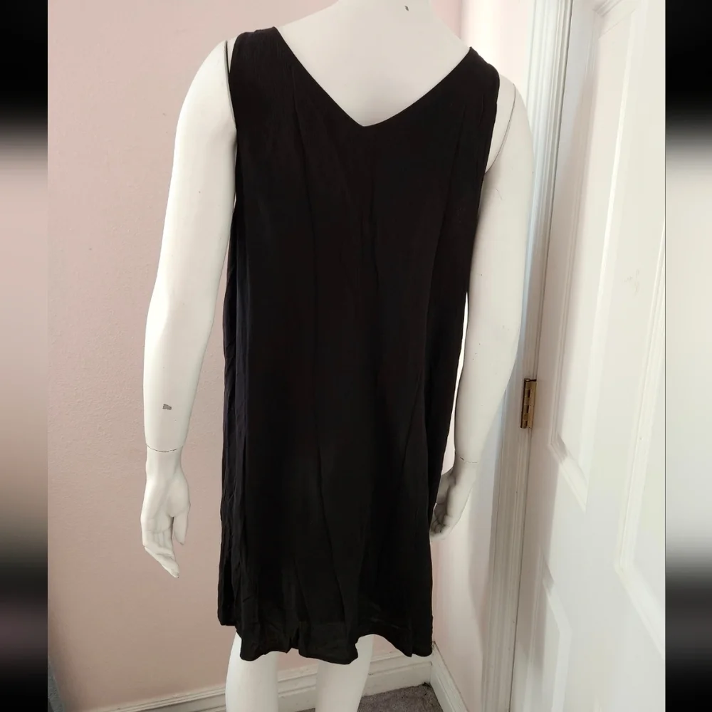 a.n.a A New Approach Black Shift Dress L Tank Tie Straps Faux Button Accent Summ - Picture 4 of 6